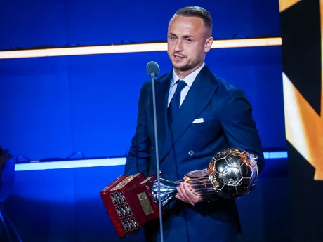 Na snímke víťaz ankety Futbalista roka 2024 Stanislav Lobotka počas odovzdávania ocenení na galavečerI.