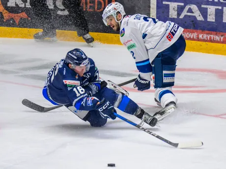 zľava Matej Gilák (Poprad) a Matej Bača (Nitra)