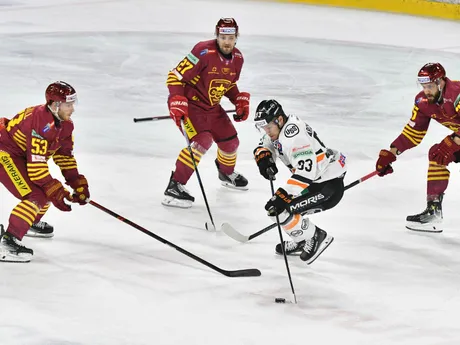 sprava Gustavs Davis Grigals (Trenčín), Olivier Archamabault (Košice), Miroslav Macejko (Trenčín) a Ross MacDougall (Trenčín)