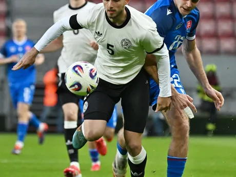 Adam Griger a Max Rosenfelder počas prípravného zápasu medzi Slovensko 21 - Nemecko 21.