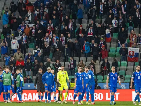 Slovenskí futbalisti po prehre 0:1 v odvetnom zápase play-off o postup do B-divízie Ligy národov Slovinsko - Slovensko.