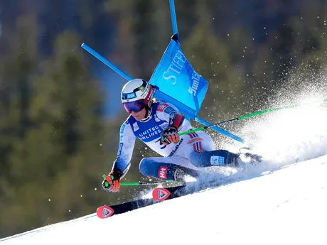 Olsen Alexander Steen počas prvého kola obrovského slalomu v americkom stredisku Sun Valley.