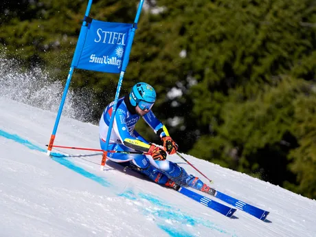 Thibaut Favrot počas prvého kola obrovského slalomu v americkom stredisku Sun Valley.