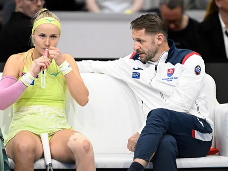 Rebecca Šramková a kapitán slovenského tímu Matej Lipták