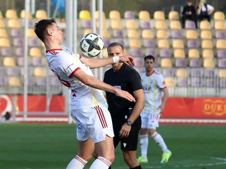 Na snímke Kristóf Domonkos (Ružomberok) počas odvety semifinále Slovnaft Cupu MFK Dukla Banská Bystrica - MFK Ružomberok.