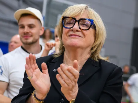 Na snímke trénerka USK Praha Natália Hejková sa lúči s kariérou po zisku majstrovského titulu po treťom finálovom zápase play off českej ženskej basketbalovej ligy USK Praha - BK Žabiny Brno.