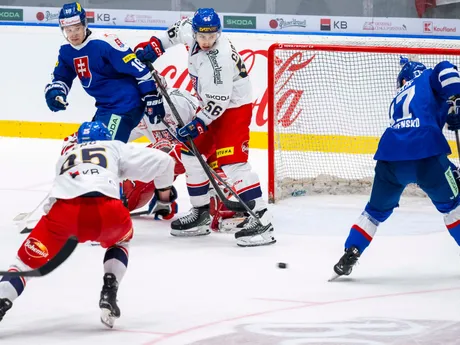 Radan Lenc (Česko), Andrej Kukuča (Slovensko), Tomáš Cibulka (Česko) a Matej Kašlík (Slovensko) v odvetnom prípravnom zápase.