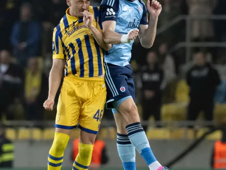  sprava Danylo Ignatenko (Slovan) a Matej Trusa (DAC) 