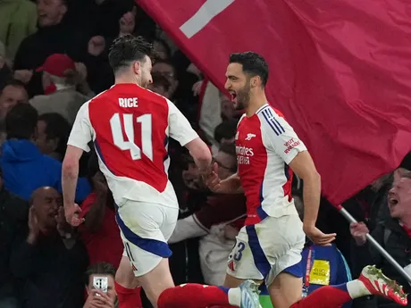 Futbalista Arsenalu Mikel Merino oslavuje gól počas štvrťfinálového zápasu Ligy majstrov FC Arsenal - Real Madrid.