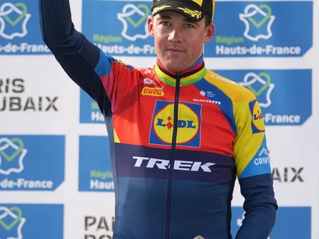 Mads Pedersen obsadil tretie miesto na monumentálnej klasike Paríž - Roubaix 2025.