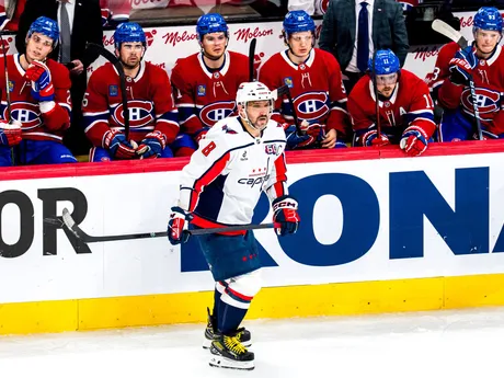 Alexander Ovečkin vo 4. zápase 1. kola play-off NHL: Montreal Canadiens - Washington Capitals.