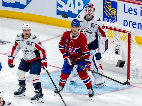Juraj Slafkovský vo 4. zápase 1. kola play-off NHL: Montreal Canadiens - Washington Capitals.
