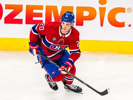 Juraj Slafkovský v 3. zápase 1. kola play-off NHL: Montreal Canadiens - Washington Capitals.