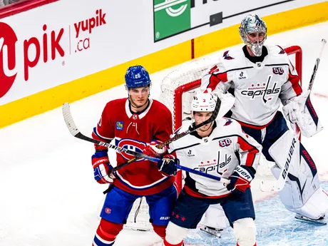 Juraj Slafkovský v 3. zápase 1. kola play-off NHL: Montreal Canadiens - Washington Capitals.