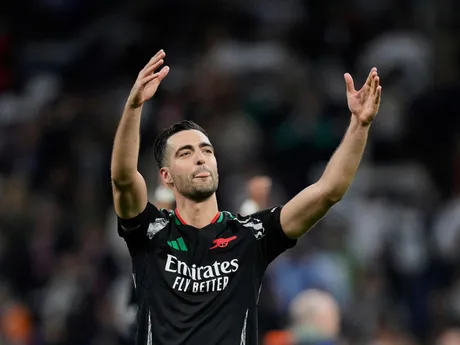 Mikel Merino oslavuje víťazstvo v odvetnom zápase štvrťfinále Ligy majstrov: Real Madrid - Arsenal FC.