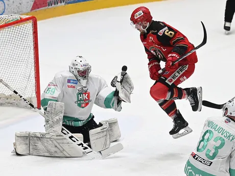 Momentka zo zápasu HC Prešov - HK Skalica vo finále play-off Slovenskej hokejovej ligy (SHL).