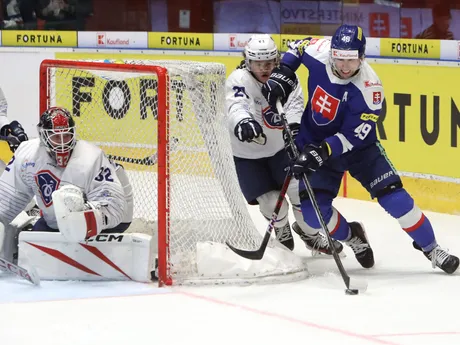 brankár Francúzska Qentin Papillon, Théo Besnier (Francúzsko) a Samuel Takáč (Slovensko) 