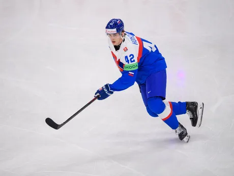 Samuel Honzek pred zápasom Slovensko - Švédsko v skupine A na MS v hokeji 2025.