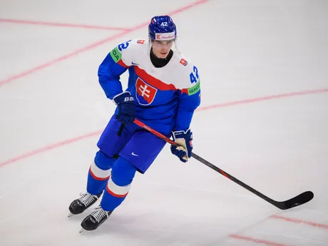 Samuel Honzek pred zápasom Slovensko - Švédsko v skupine A na MS v hokeji 2025.