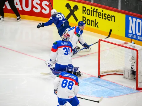 Neuznaný gól Francúzska v zápase Slovensko - Francúzsko na MS v hokeji 2025. 