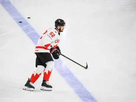 Mackenzie Weegar pred zápasom Slovensko - Kanada v skupine A na MS v hokeji 2025.