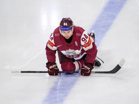 Kristians Rubinš pred zápasom Slovensko - Lotyšsko v skupine A na MS v hokeji 2025.
