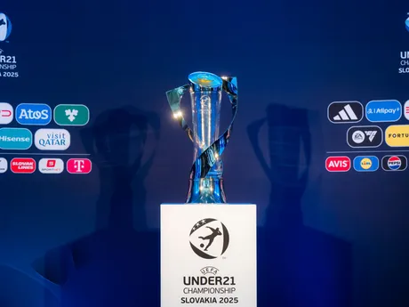 Trofej pre víťaza ME vo futbale do 21 rokov 2025 (EURO U21 2025).