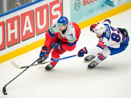 Útočníka Česka David Špaček v zápase skupiny B na MS v hokeji 2025: Česko - USA.
