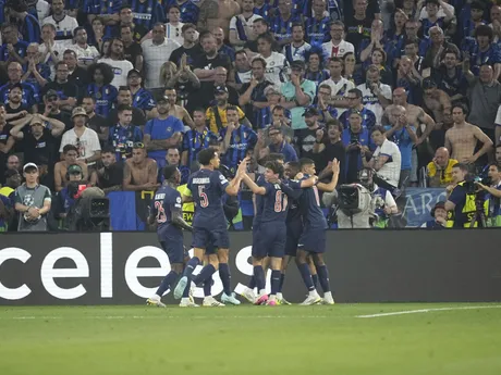 Achraf Hakimi oslavuje gól počas zápasu Paríž St. Germain - Inter Miláno vo finále Ligy majstrov. 