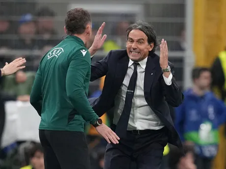 Simone Inzaghi počas odvetného zápasu semifinále Ligy majstrov Inter Miláno - FC Barcelona. 