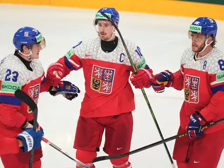 Kapitán Česka Roman Červenka oslavuje gól v zápase štvrťfinále Švédsko - Česko na MS v hokeji 2025.