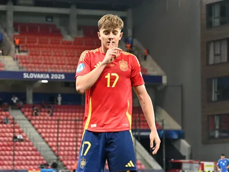 Na snímke futbalista Jesus Rodríguez (Španielsko) sa teší z gólu počas zápasu základnej A-skupiny Španielsko - Taliansko na majstrovstvách Európy hráčov do 21 rokov v Trnave v utorok 17. júna 2025. FOTO TASR - Lukáš Grinaj

- Slovensko
- šport
- futbal
- majstrovstvá
- Európy
- do
- 21
- rokov
- ME
- ME21
- základná
- A
- skupina
- Trnava
- Španielsko
- Taliansko
- TTX