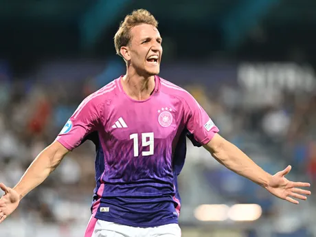 Nelson Weiper sa teší po strelenom góle v zápase Anglicko - Nemecko v skupine B na EURO U21 2025.