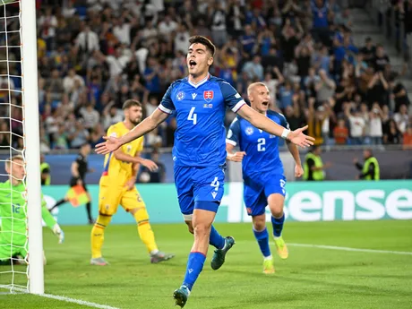 Adam Obert (Slovensko) sa teší po strelení gólu počas zápasu základnej A-skupiny Rumnsko -Slovensko na majstrovstvách Európy futbalistov do 21 rokov v Bratislave