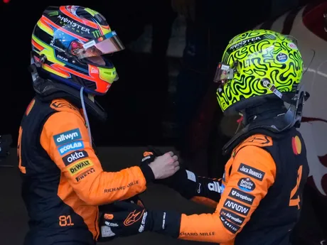 Oscar Piastri a Lando Norris počas Veľkej ceny Rakúska 2025. 