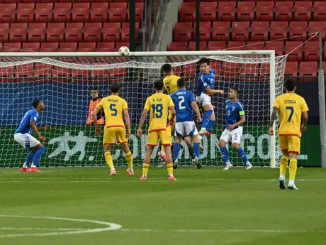 Fotka zo zápasu Taliansko - Rumunska na šampionáte EURO U21 2025.