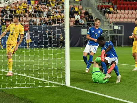 Fotka zo zápasu Taliansko - Rumunska na šampionáte EURO U21 2025.