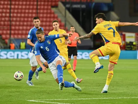 Fotka zo zápasu Taliansko - Rumunska na šampionáte EURO U21 2025.