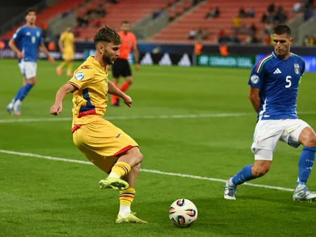 Fotka zo zápasu Taliansko - Rumunska na šampionáte EURO U21 2025.