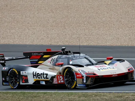 Auto Cadillac Hertz Team JOTA počas 24 hodín Le Mans 2025. 