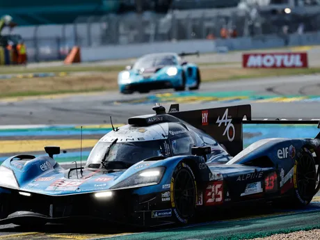 Alpine Endurance Team počas 24 hodín Le Mans 2025.