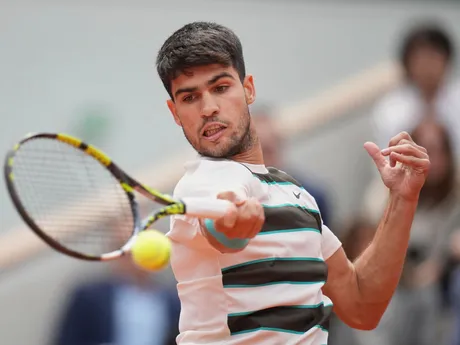Carlos Alcaraz vo finále na Roland Garros 2025.
