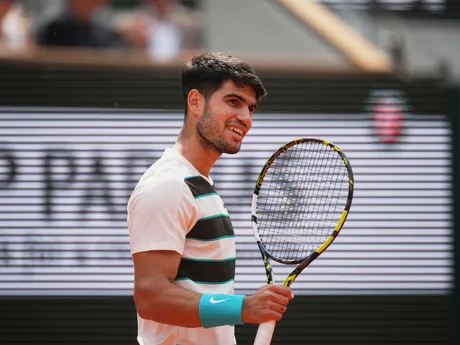 Carlos Alcaraz vo finále na Roland Garros 2025.