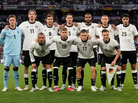 Hráči Nemecka pred zápasom Nemecko - Portugalsko (semifinále Ligy národov)