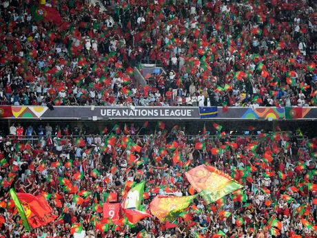 Portugalskí fanúšikovia v zápase Nemecko - Portugalsko (semifinále Ligy národov)