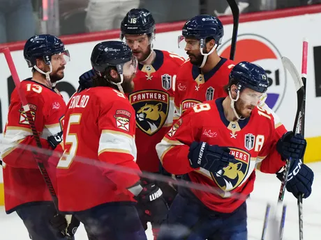 Momentka zo zápasu Florida - Edmonton (4. zápas finále NHL)