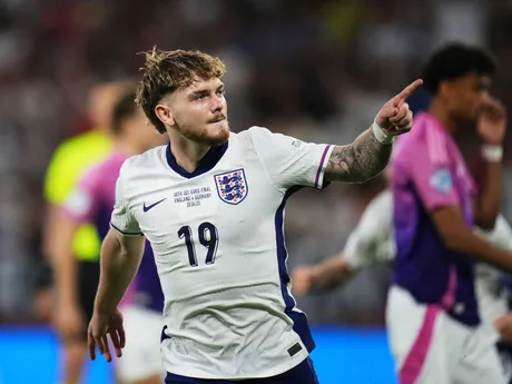 Harvey Elliott oslavuje gól počas zápasu Anglicko - Nemecko vo finále na EURO U21 2025 (ME vo futbale do 21 rokov).