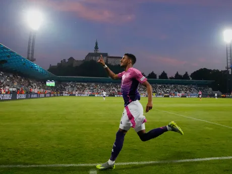 Ansgar Knauff sa teší po strelenom góle v zápase Anglicko - Nemecko v skupine B na EURO U21 2025.