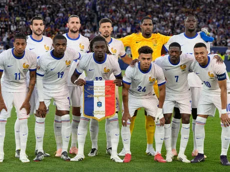 Futbalisti Francúzska pred semifinálovým zápasom Ligy národov Španielsko - Francúzsko.