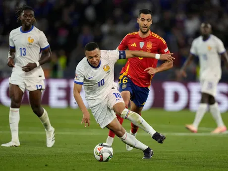 Francúzsky hráč Kylian Mbappé počas semifinálového zápasu Ligy národov Španielsko - Francúzsko.